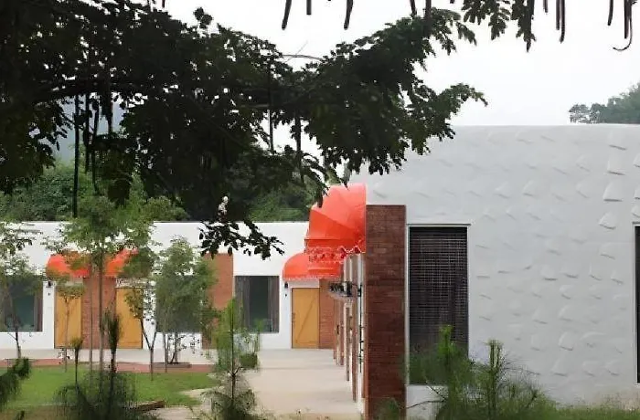 Monoko Porploen Suanphung