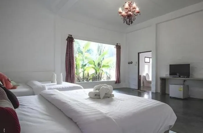Resort Monoko Porploen Suanphung Suan Phueng